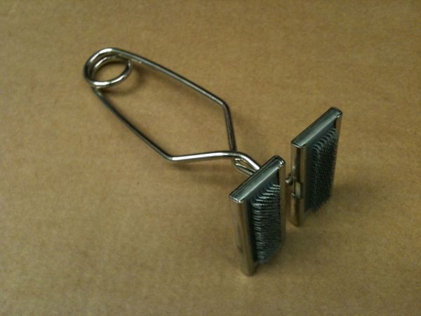 Carpet Seam Lock squeezer