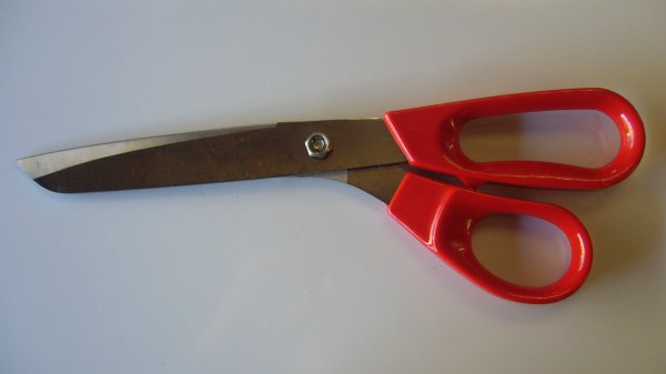 Lightweight Carpet Shears 25cm