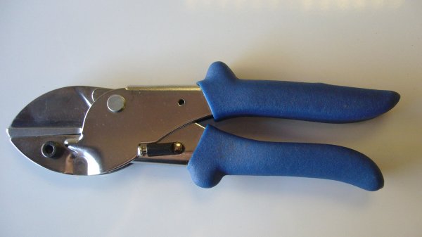 Carpet Gripper Shears